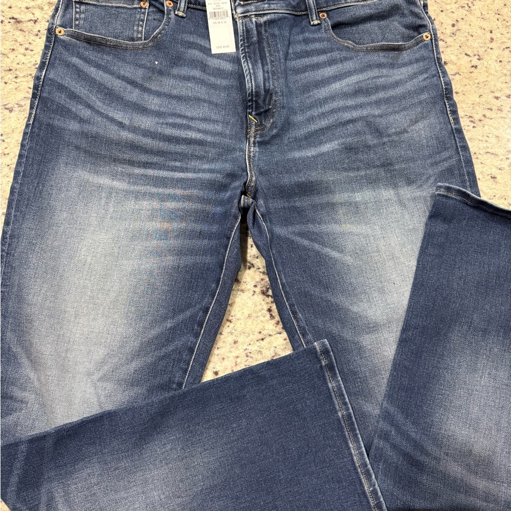 American Eagle Outfitters Men's Distressed Blue Straight bootcut Jeans
